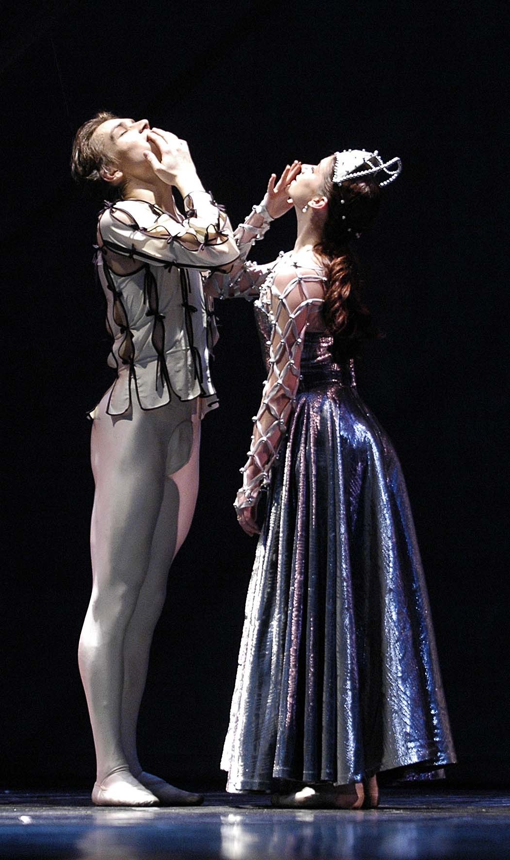 Moscow Festival Ballet performs Romeo & Juliet and Chopiniana!